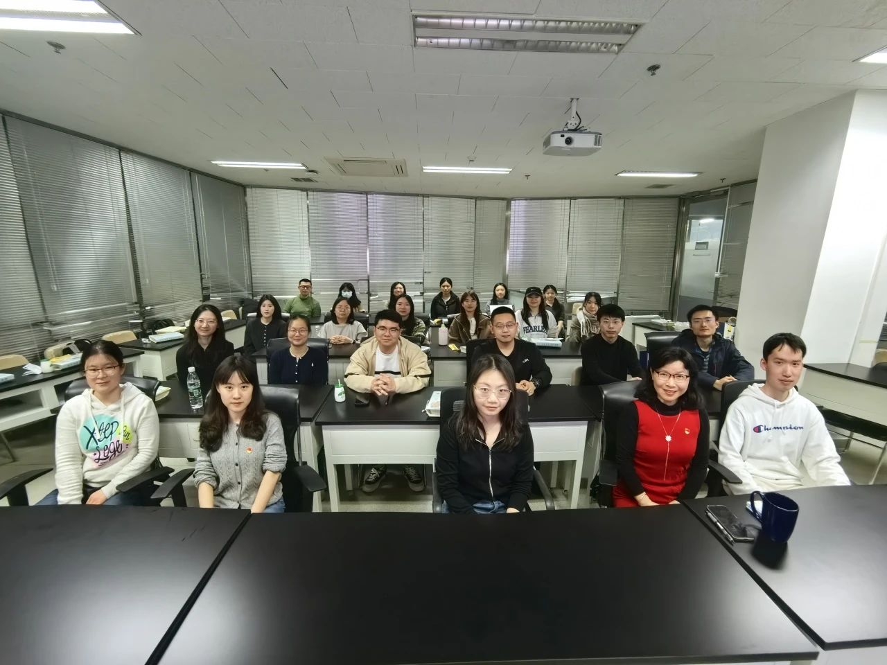 3413be035c2b47f3a377c0dc90259736.jpg